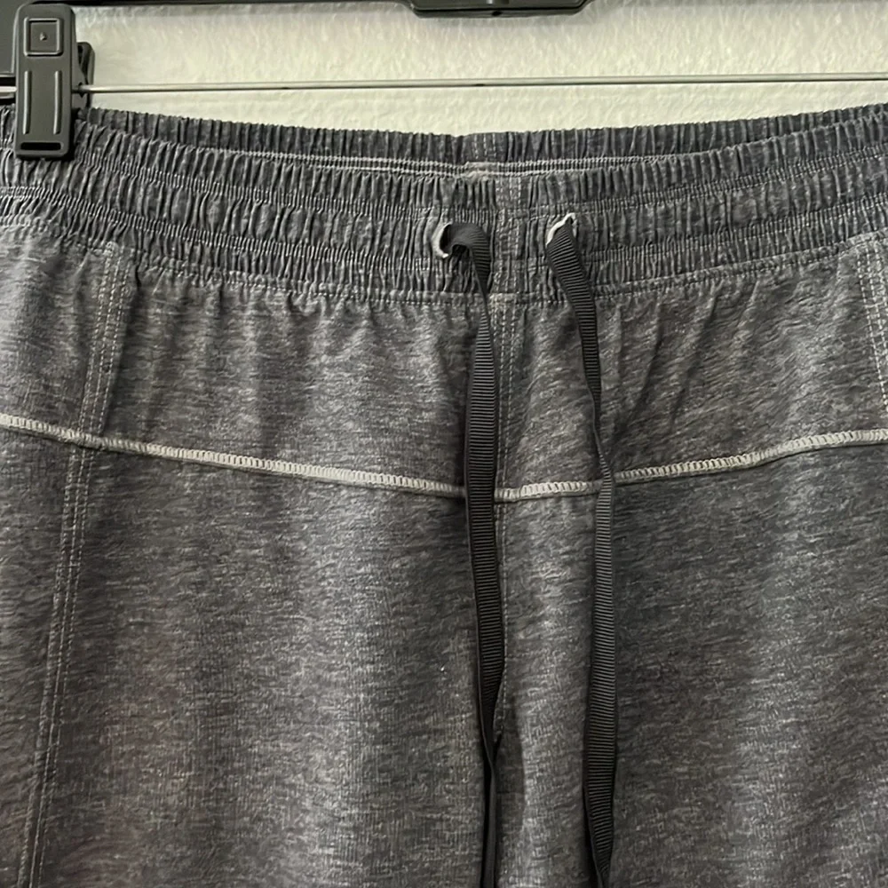 LULULEMON :: PANTS